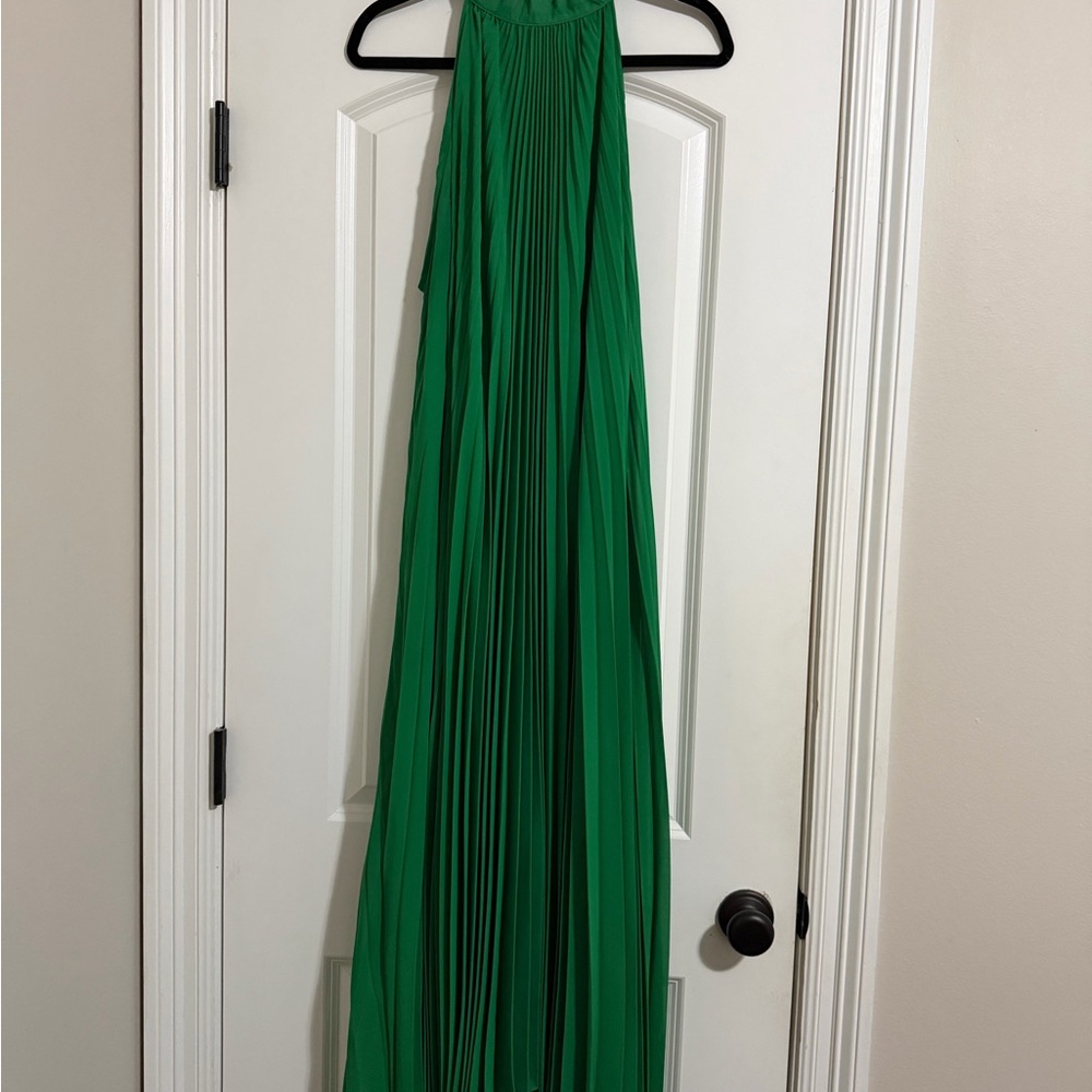 Pleated Maxi Dress in Kelly Green
